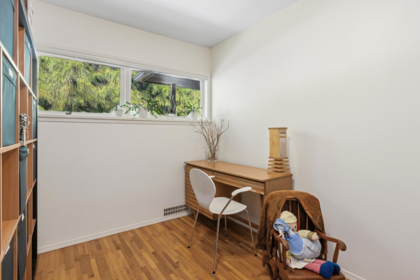 Mudroom Photo of 415 W 26th Street, North Vancouver, BC