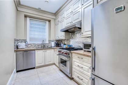 Breakfast Nook Photo of 4180 Granville Avenue, Richmond, BC