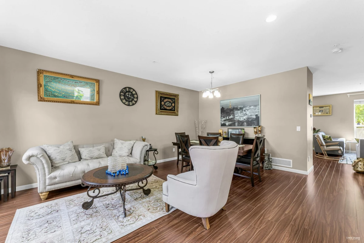 Dining Area Photo of 6940 208a Street, Langley, BC