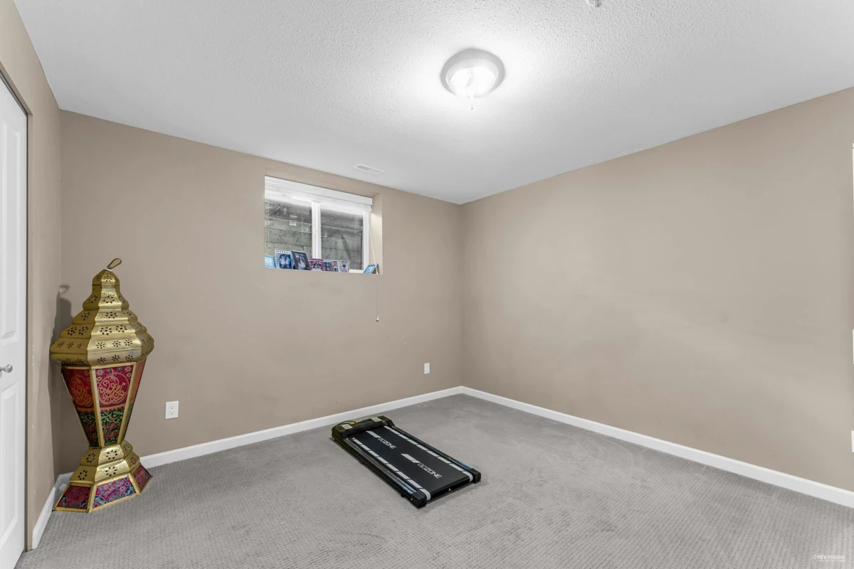 Garden / Landscaping Photo of 6940 208a Street, Langley, BC