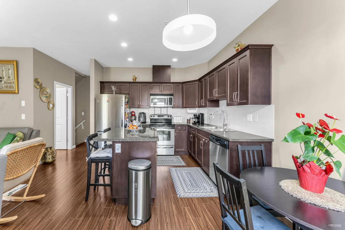 Powder Room Photo of 6940 208a Street, Langley, BC