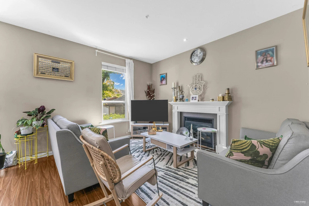 Primary Bedroom Photo of 6940 208a Street, Langley, BC