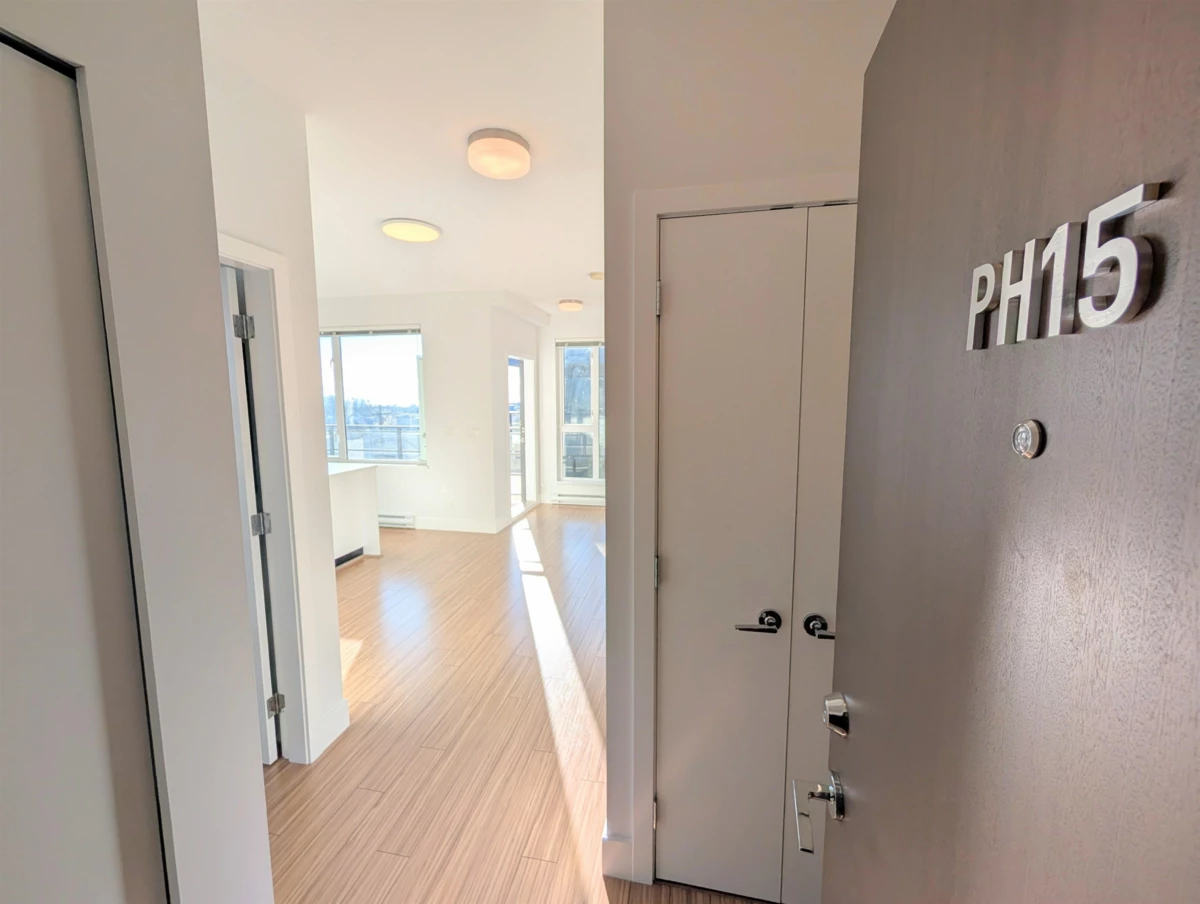 Dining Area Photo of PH15 5355 Lane Street, Burnaby, BC