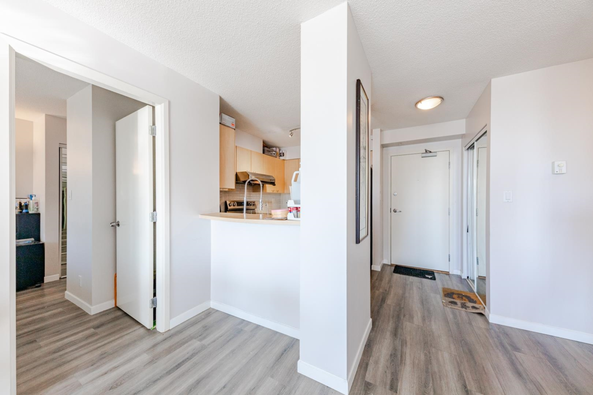 Bedroom 2 Photo of 708 8180 Granville Avenue, Richmond, BC