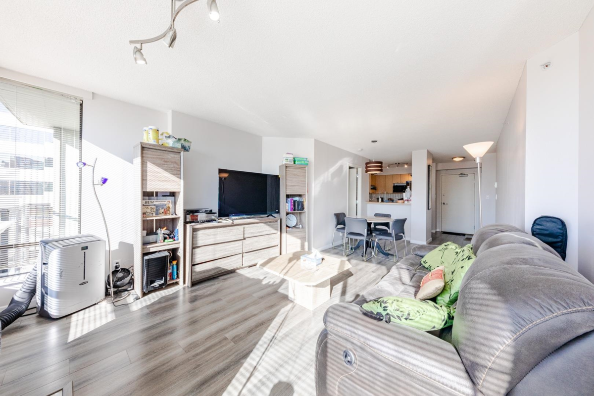 Pantry Photo of 708 8180 Granville Avenue, Richmond, BC