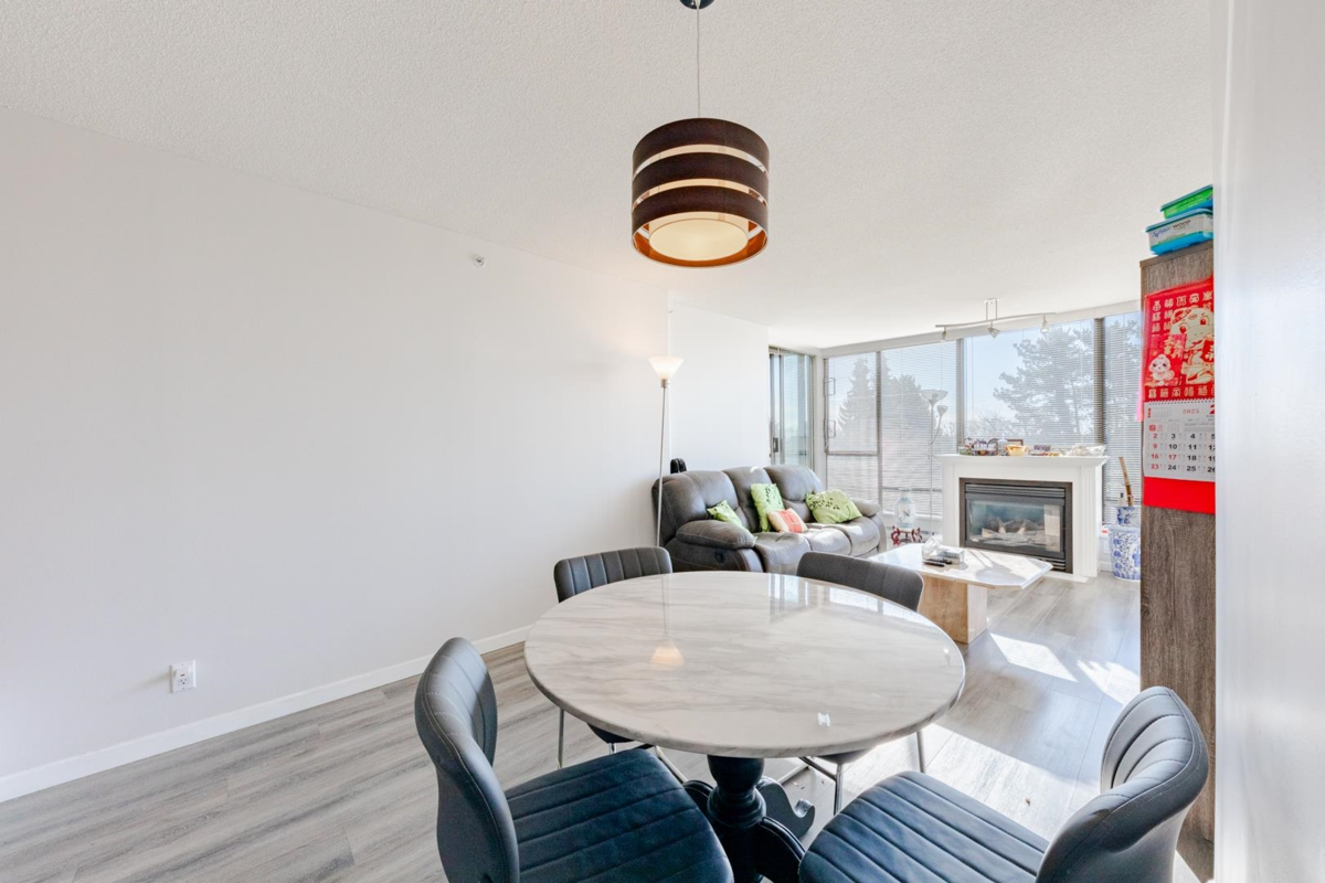 Primary Bedroom Photo of 708 8180 Granville Avenue, Richmond, BC