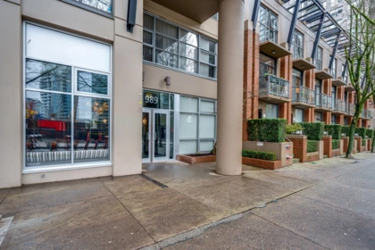 Hallway Photo of 305 989 Beatty Street, Vancouver, BC