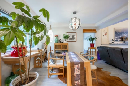 Breakfast Nook Photo of 1590 Plateau Crescent, Coquitlam, BC