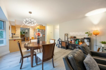 1590 Plateau Crescent, Coquitlam, BC