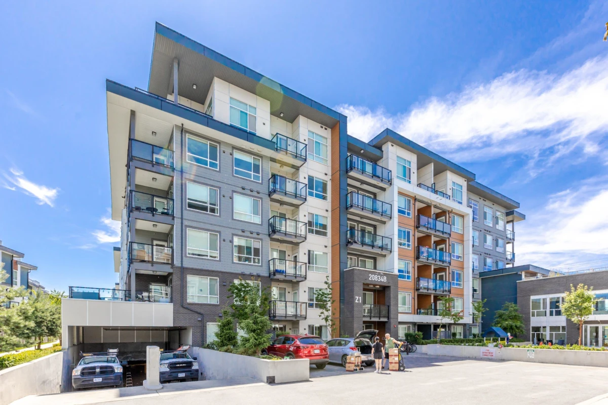 Exterior Front Photo of A114 20834 80 Avenue, Langley, BC