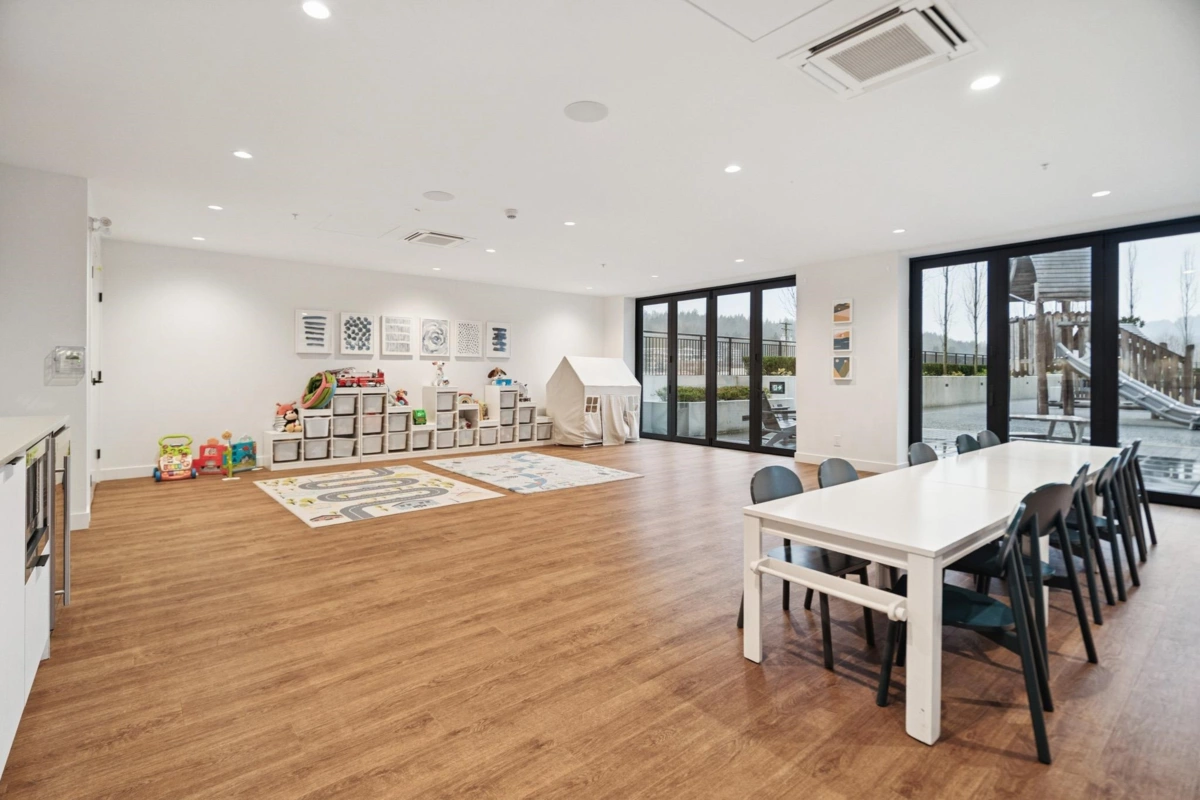 Entry Foyer Photo of 420 55 Klahanie Drive, Port Moody, BC