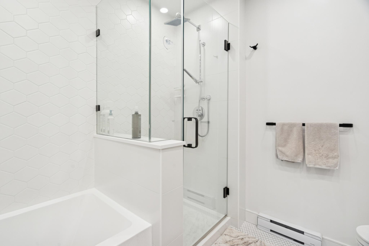 Guest Bathroom Photo of 420 55 Klahanie Drive, Port Moody, BC