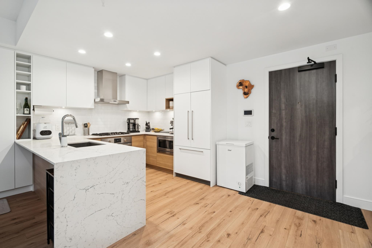 Living Room Photo of 420 55 Klahanie Drive, Port Moody, BC