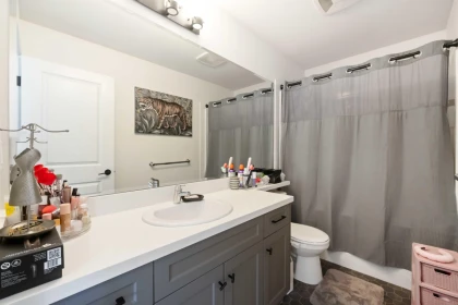 Powder Room Photo of 23863 119b Avenue, Maple Ridge, BC