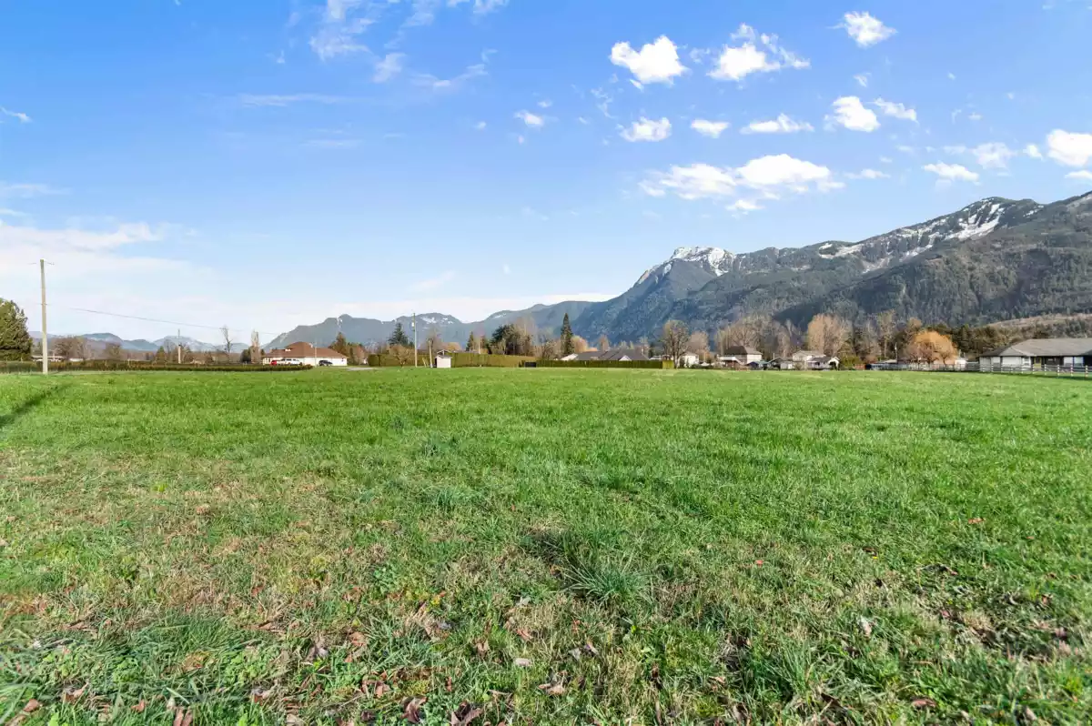 Backyard Photo of 10121 Nelson Road, Rosedale, BC