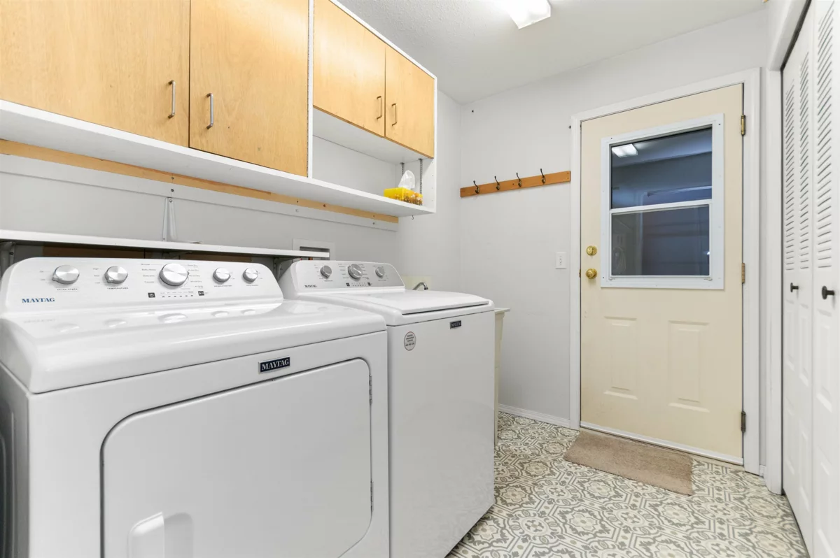 Entry Foyer Photo of 10121 Nelson Road, Rosedale, BC