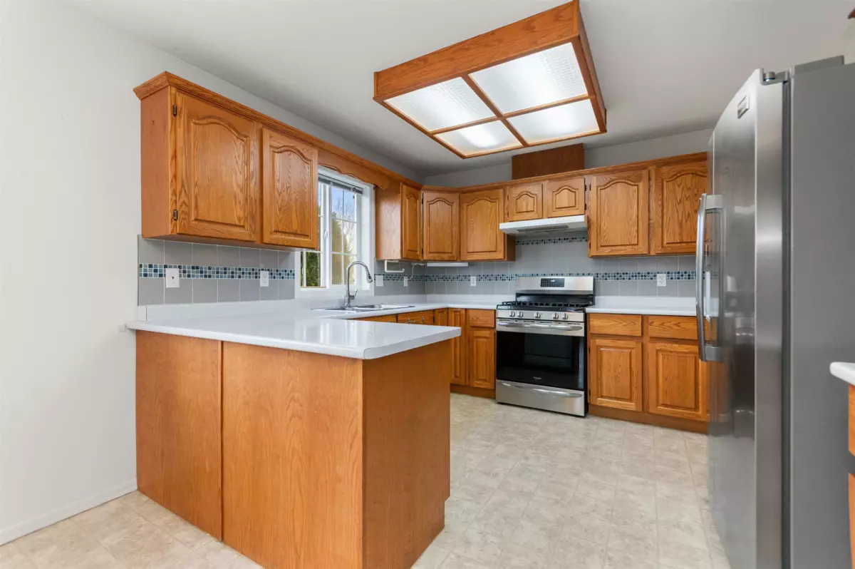 Family Room Photo of 10121 Nelson Road, Rosedale, BC