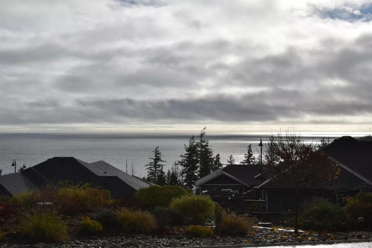 Kitchen Photo of 5537 Peregrine Crescent, Sechelt, BC