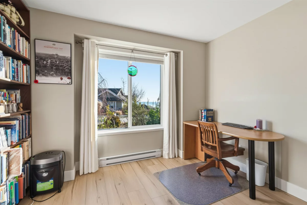 Outdoor Kitchen Photo of 5537 Peregrine Crescent, Sechelt, BC