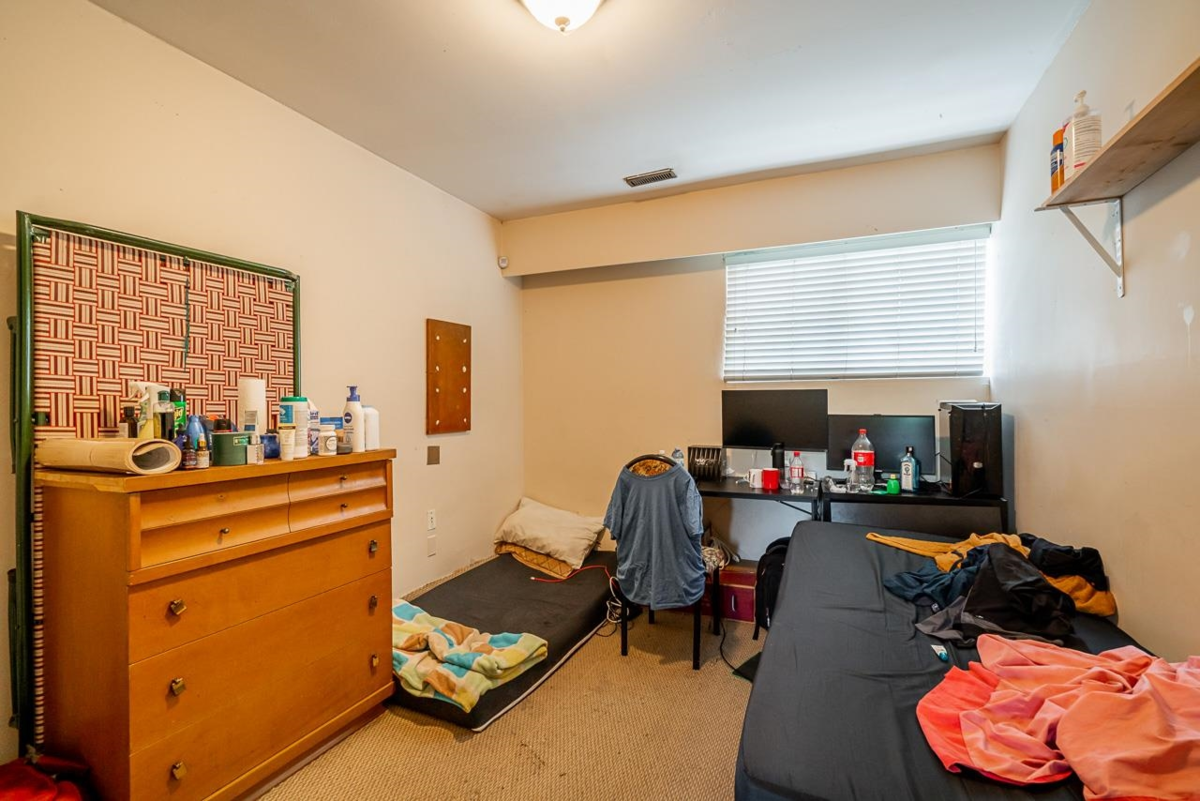 Garden / Landscaping Photo of 1247 Ewen Avenue, New Westminster, BC