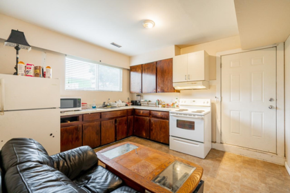 Backyard Photo of 1247 Ewen Avenue, New Westminster, BC