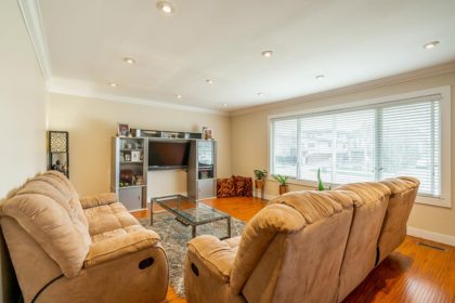 Kitchen Photo of 1247 Ewen Avenue, New Westminster, BC