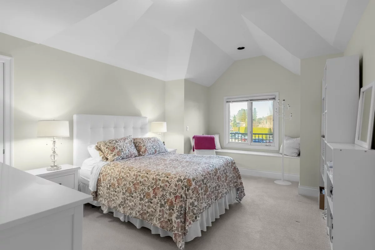 Staircase Photo of 9671 Heather Place, Richmond, BC