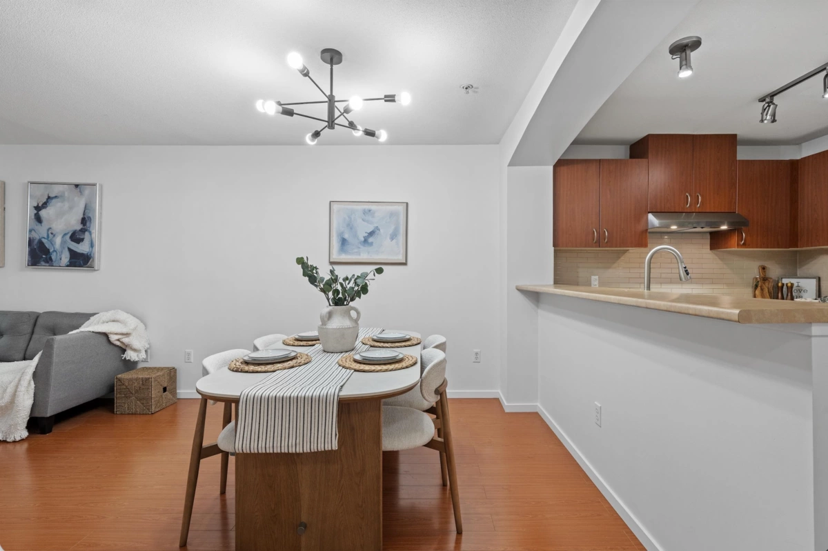 Family Room Photo of 303 9098 Halston Court, Burnaby, BC