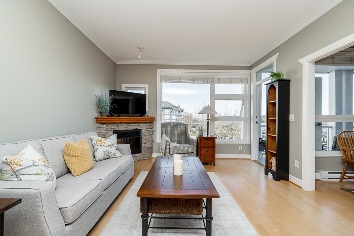 Bedroom 3 Photo of 322 4600 Westwater Drive, Richmond, BC