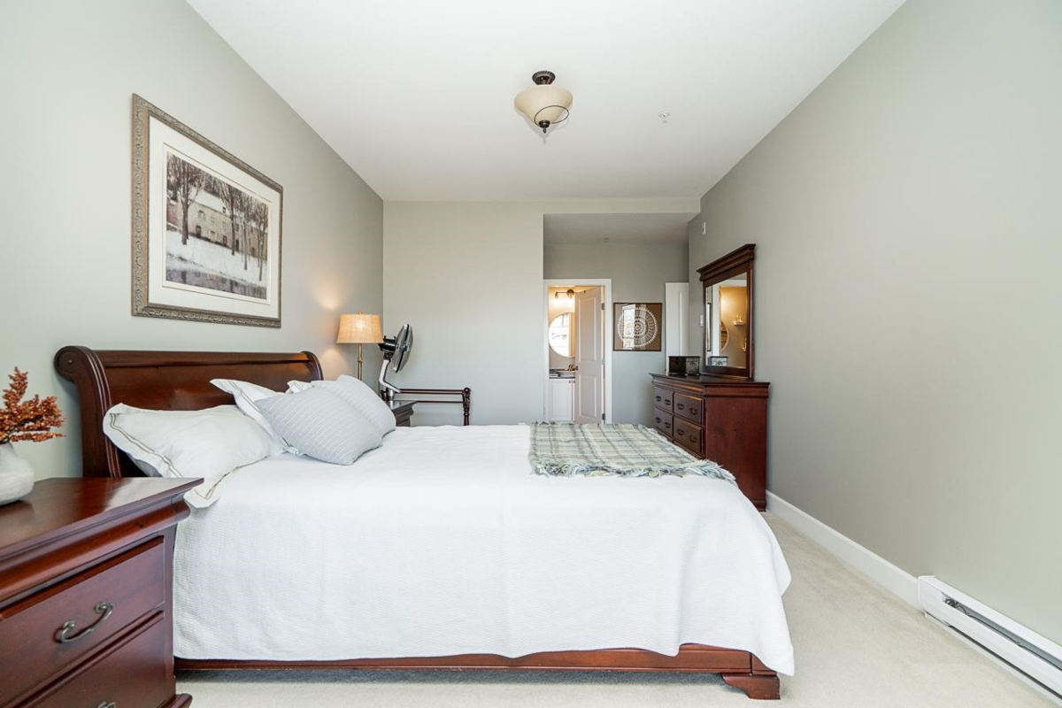 Entry Foyer Photo of 322 4600 Westwater Drive, Richmond, BC