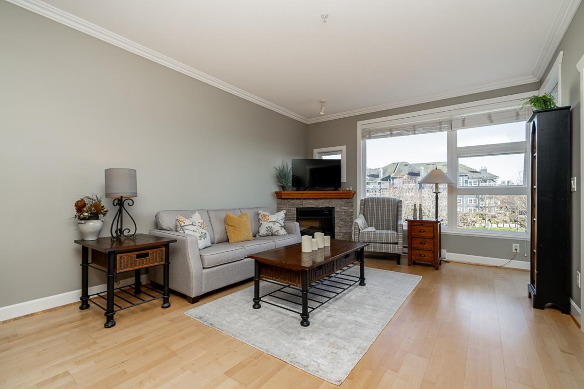 Walk-In Closet Photo of 322 4600 Westwater Drive, Richmond, BC