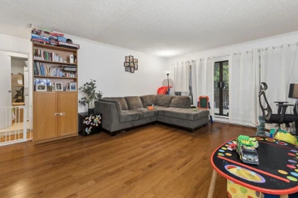 211 444 W 49th Avenue, Vancouver, BC