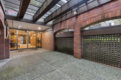 211 444 W 49th Avenue, Vancouver, BC