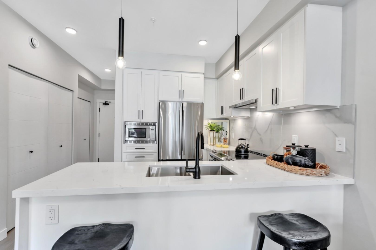 Breakfast Nook Photo of 506 12143 223 Street, Maple Ridge, BC