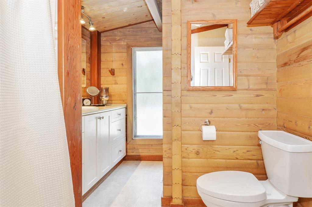 Bedroom 4 Photo of 1910 196 Street, Langley, BC