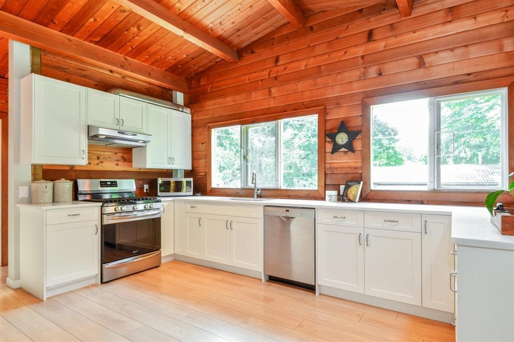 Breakfast Nook Photo of 1910 196 Street, Langley, BC
