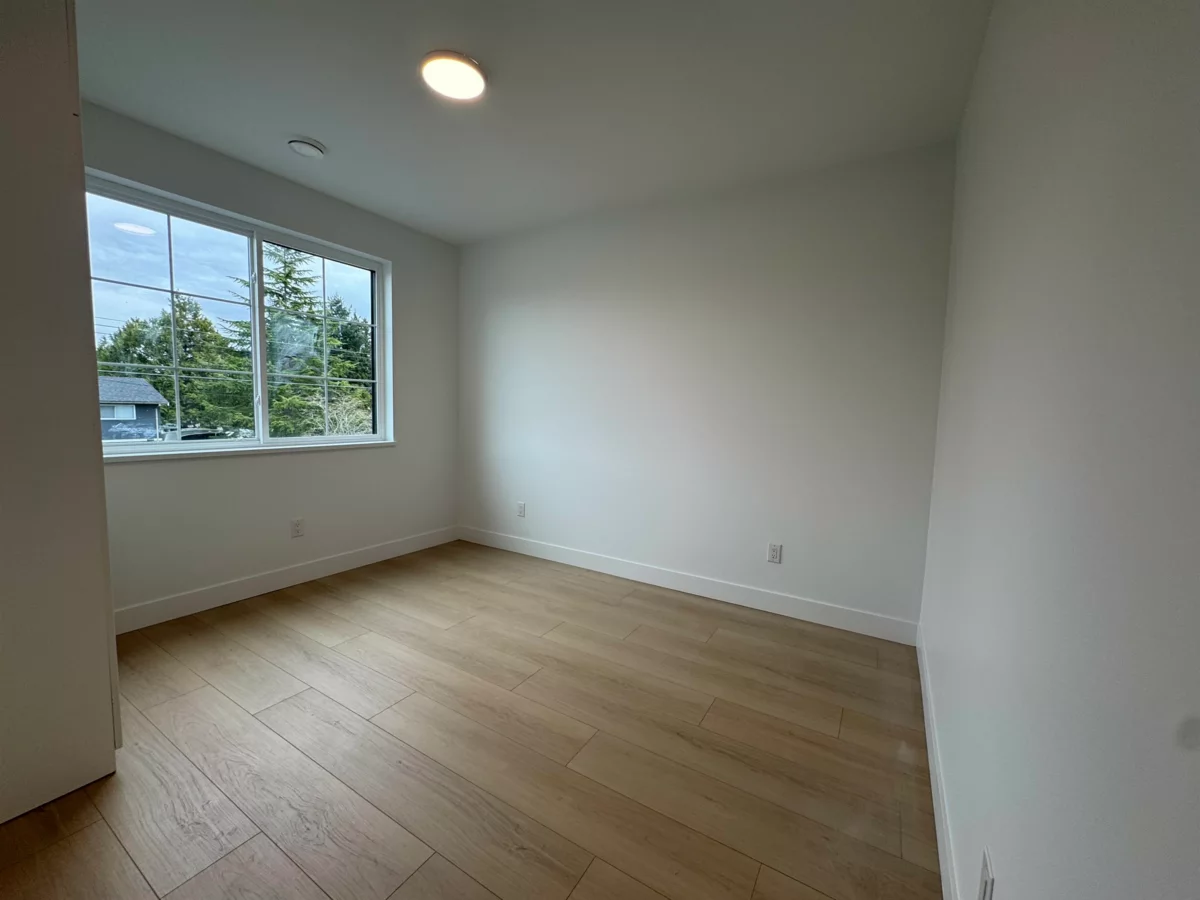 Bedroom 2 Photo of 967 52 A Street, Delta, BC