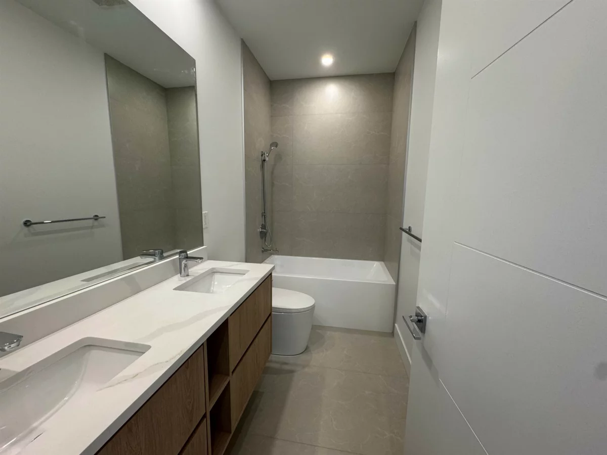 Laundry Room Photo of 967 52 A Street, Delta, BC