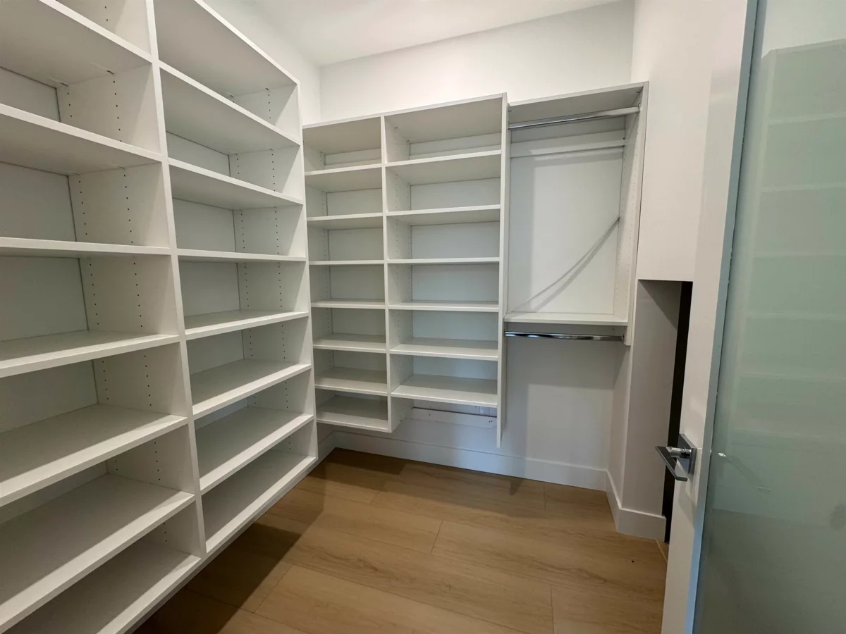 Pantry Photo of 967 52 A Street, Delta, BC