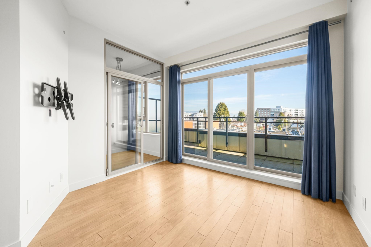 Bedroom 2 Photo of PH8 688 E 17th Avenue, Vancouver, BC