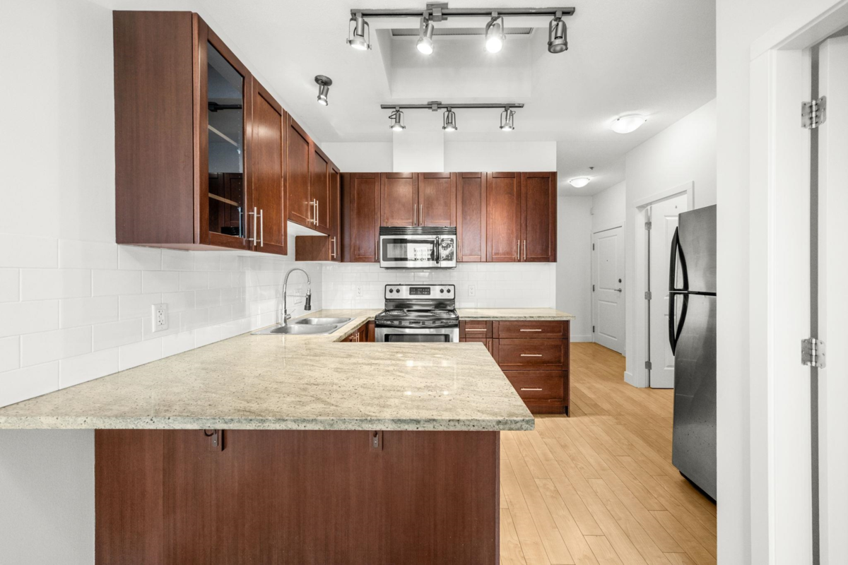 Breakfast Nook Photo of PH8 688 E 17th Avenue, Vancouver, BC