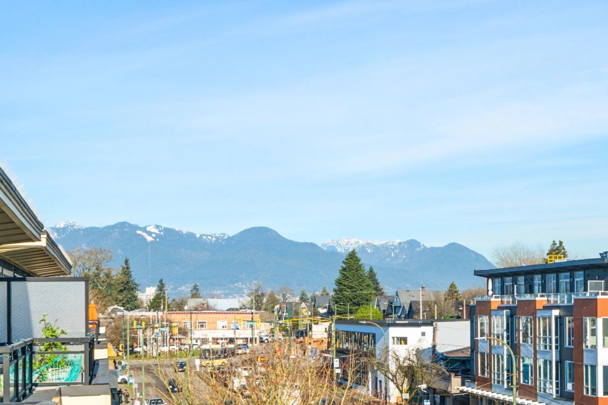 Garden / Landscaping Photo of PH8 688 E 17th Avenue, Vancouver, BC