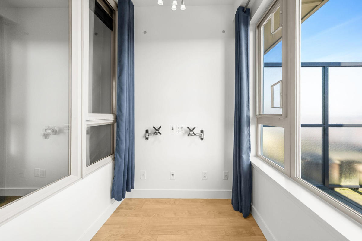 Loft / Bonus Room Photo of PH8 688 E 17th Avenue, Vancouver, BC