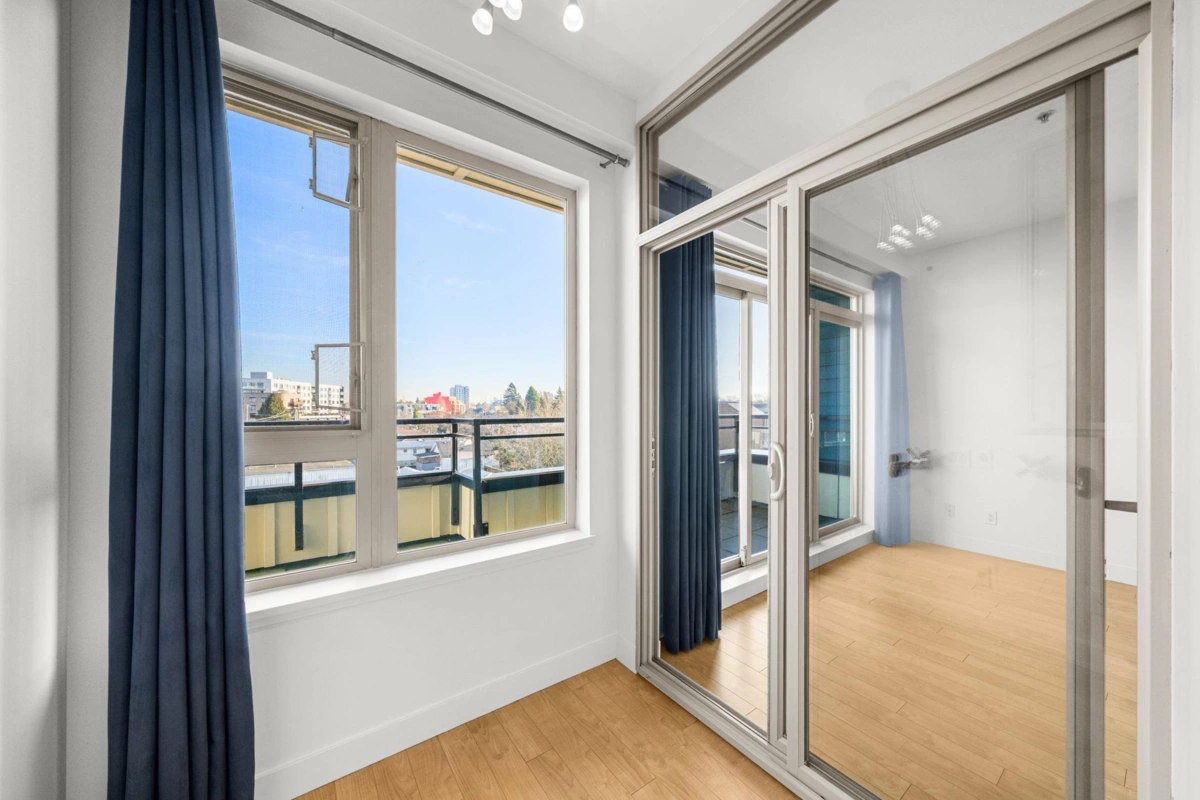 Office / Den Photo of PH8 688 E 17th Avenue, Vancouver, BC