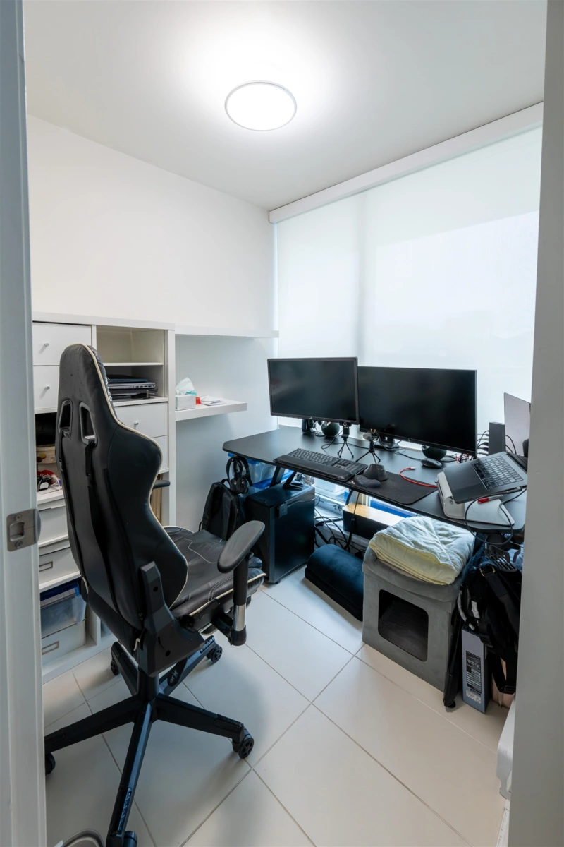 Primary Bedroom Photo of 2301 161 W Georgia Street, Vancouver, BC