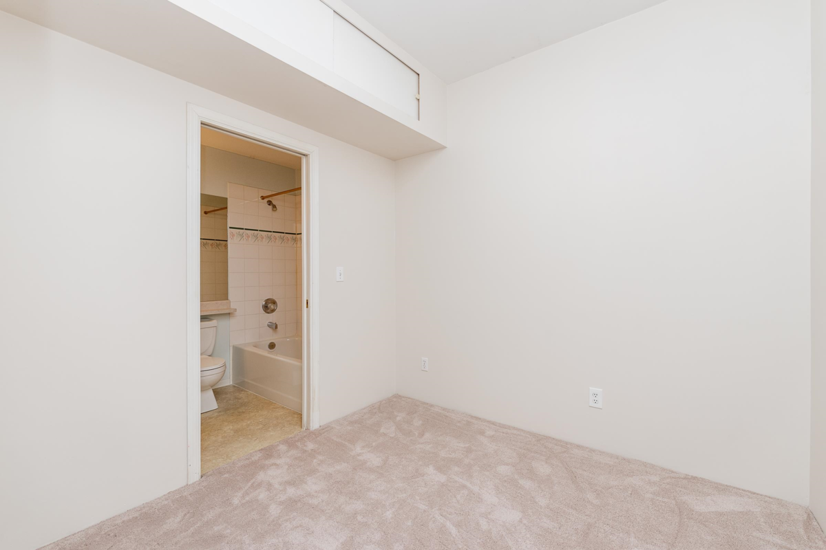 Bedroom 4 Photo of 304 2109 Rowland Street, Port Coquitlam, BC