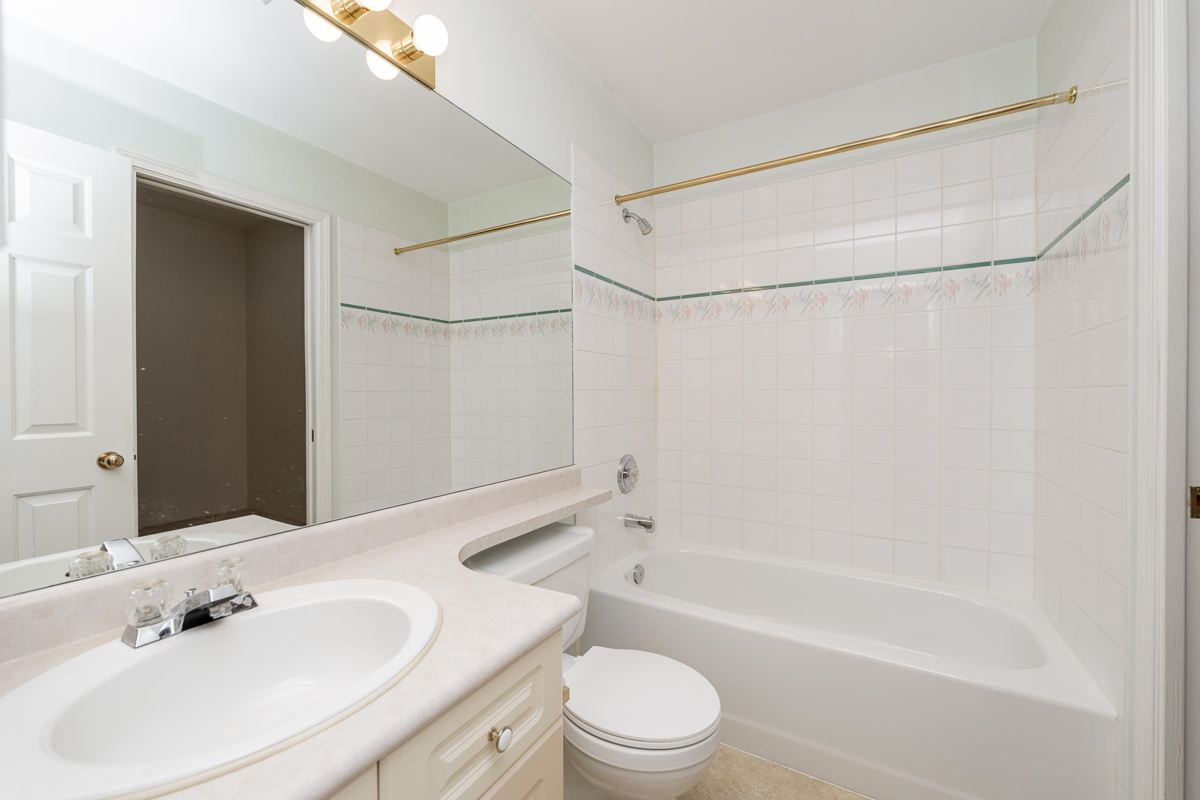 Powder Room Photo of 304 2109 Rowland Street, Port Coquitlam, BC