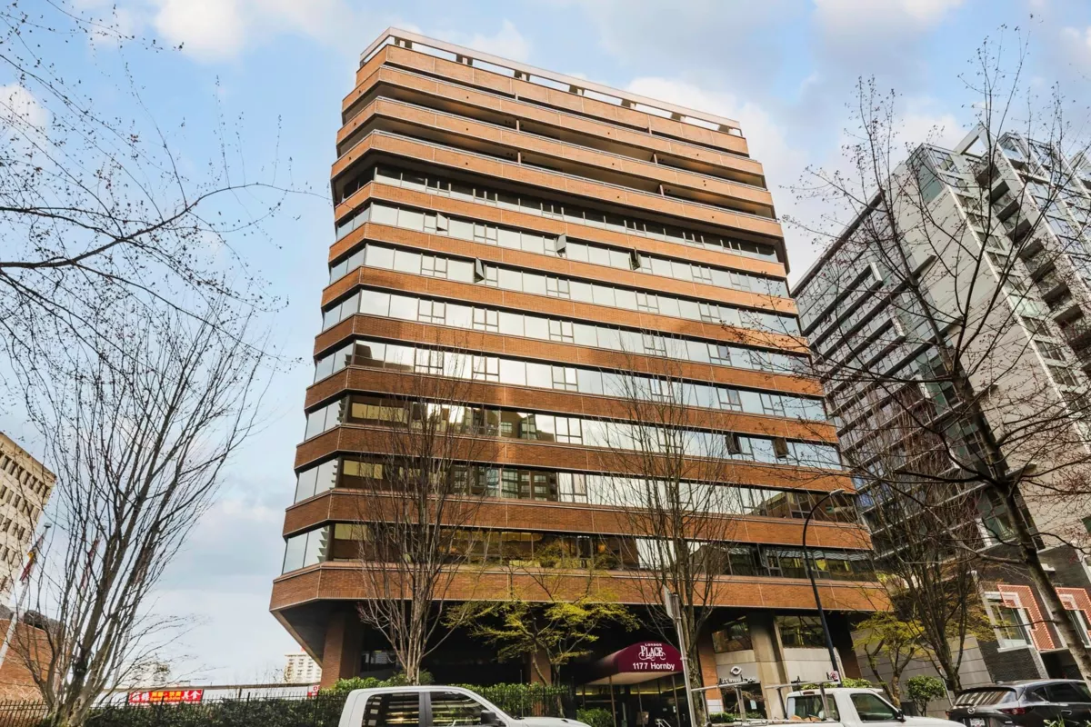 Staircase Photo of 907 1177 Hornby Street, Vancouver, BC