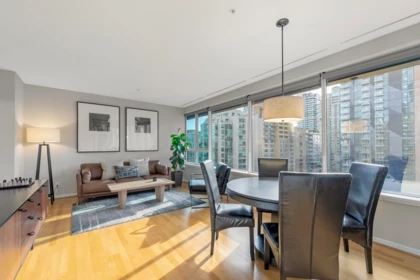907 1177 Hornby Street, Vancouver, BC