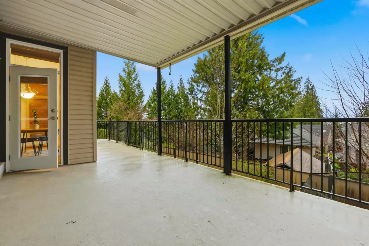 Primary Bathroom Photo of 23662 Boulder Place, Maple Ridge, BC